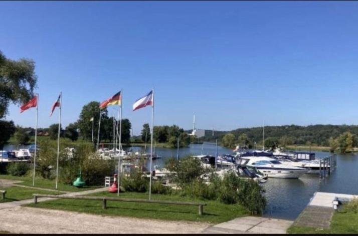 Wohnung Corinchen Tespe Exteriör bild